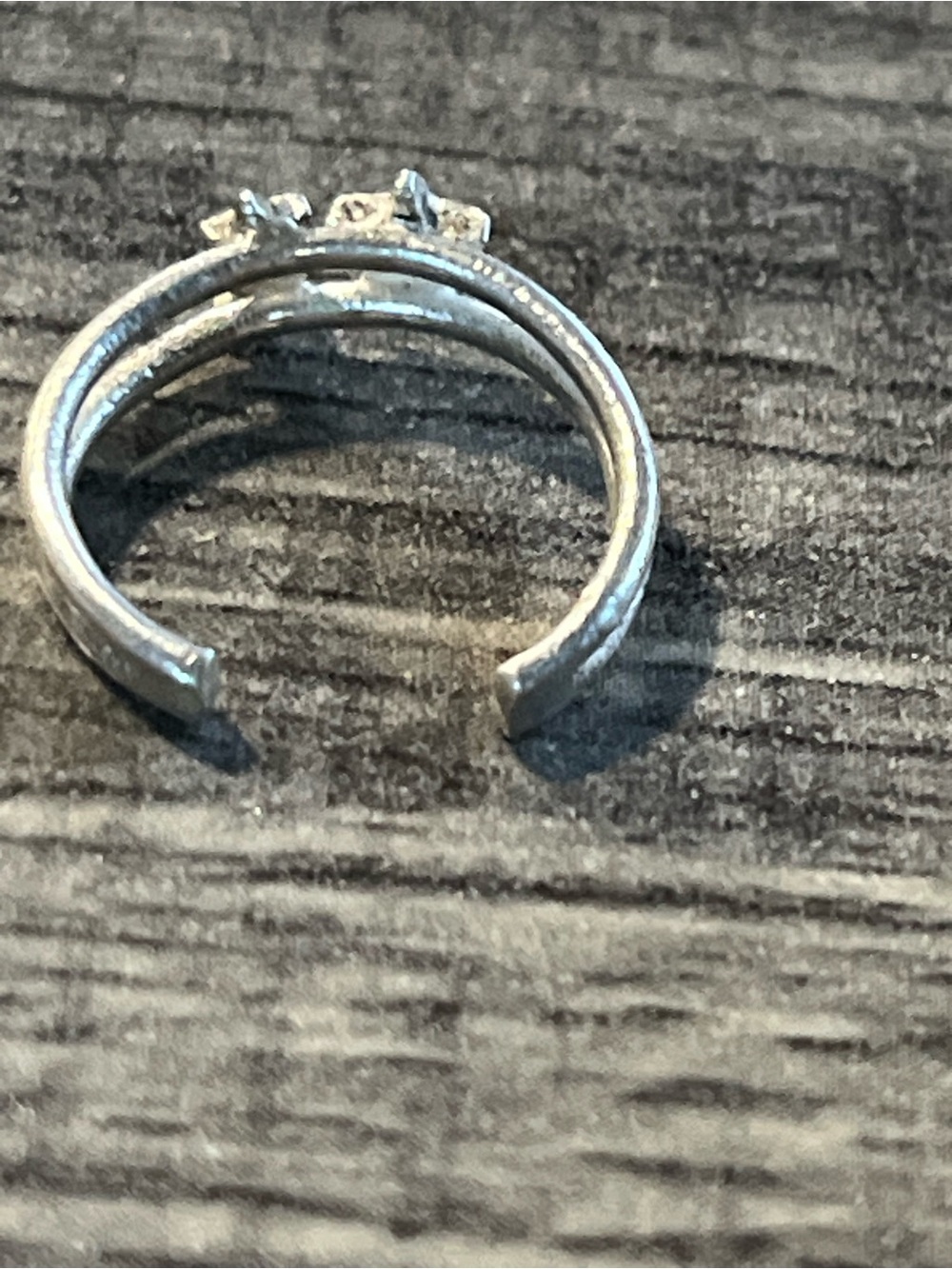 Adjustable Sterling Silver Star Toe Ring with crystal center. - Picture 3 of 4